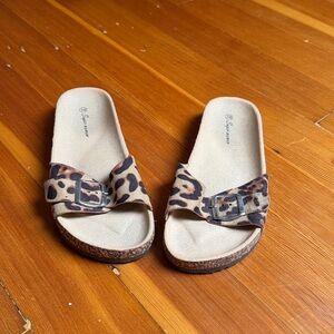 Like New Leopard Print Women’s Sandals Size UK 38 US 7.5
